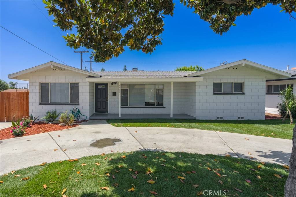 5541 Shirley LN, Montclair, CA 91763