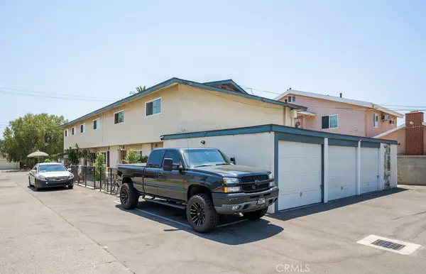 Covina, CA 91723,449 E Puente ST