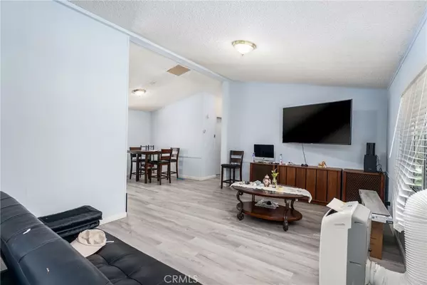 Eastvale, CA 91752,5800 Hamner AVE #15