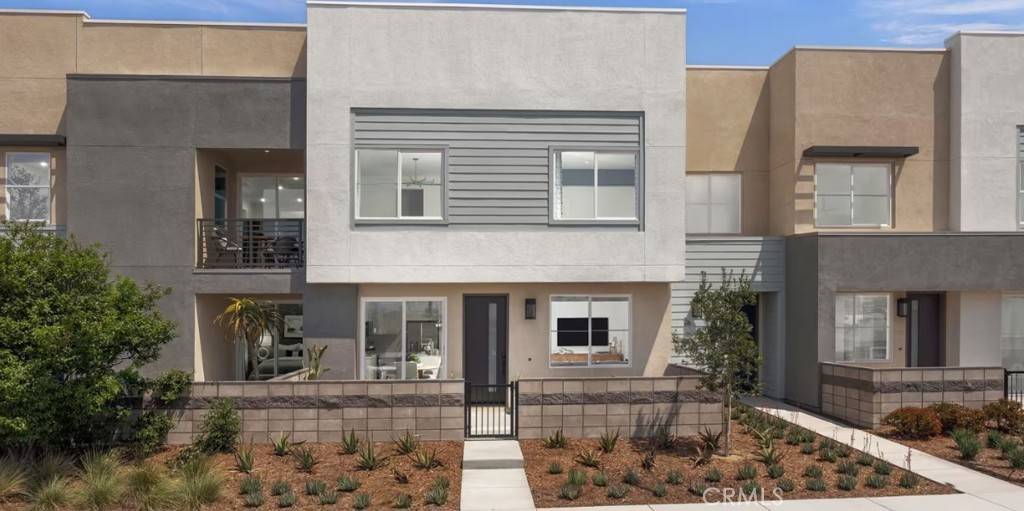 3650 E. Jacobson Paseo Unit 9, Ontario, CA 91761