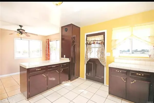 Adelanto, CA 92301,18247 Delicious ST