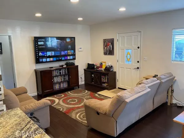 Riverside, CA 92503,4140 Manchester PL