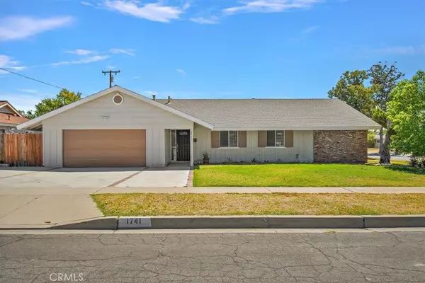 1741 N Date AVE, Rialto, CA 92376