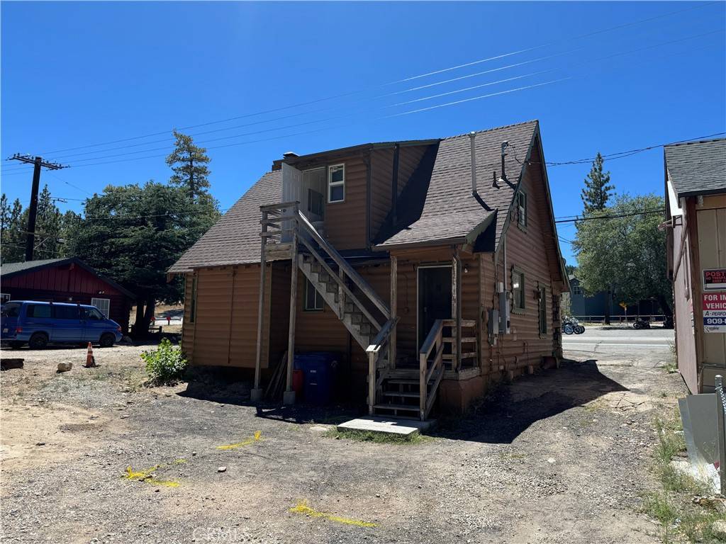 Big Bear Lake, CA 92315,40286 Big Bear BLVD