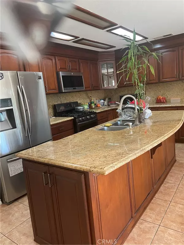 Ontario, CA 91761,3246 Centurion PL