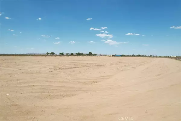 Adelanto, CA 92301,21 Palm ST