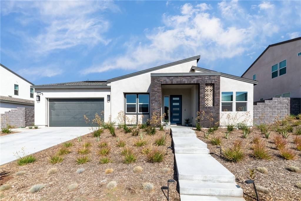 Fontana, CA 92336,15814 Butterfly Dr