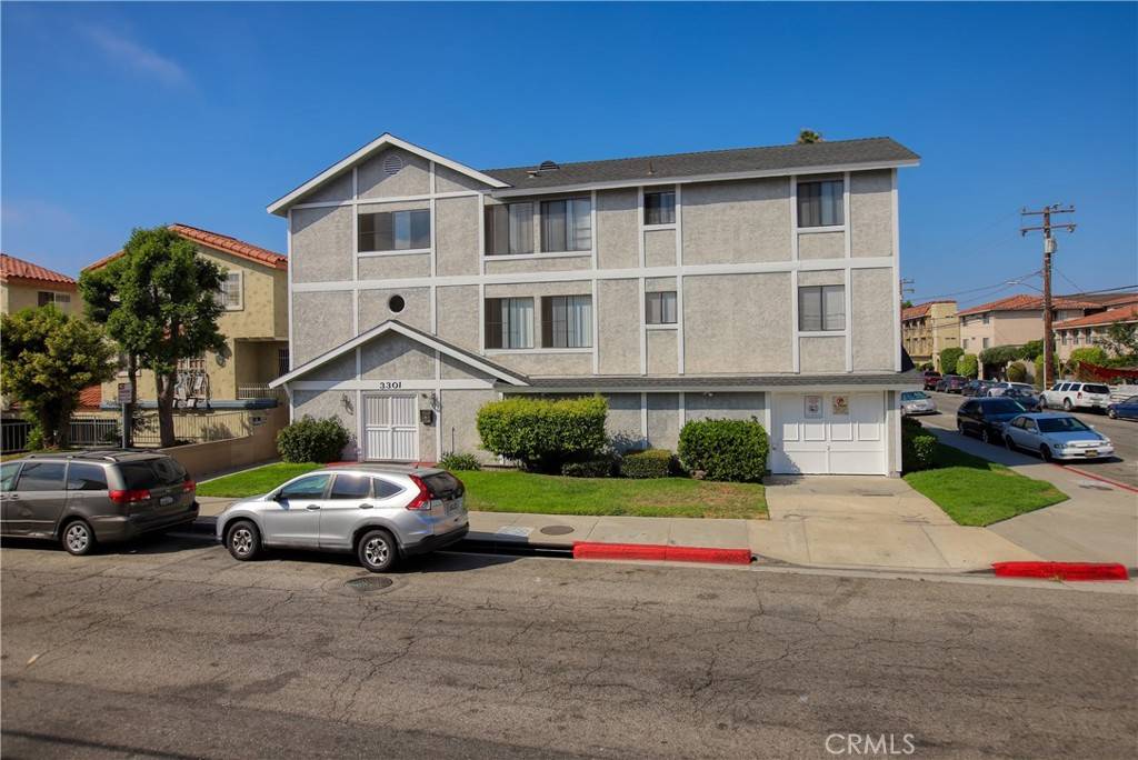 Hawthorne, CA 90250,3301 W 139th ST