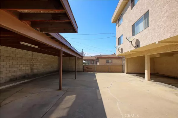 Hawthorne, CA 90250,4360 W 137th ST