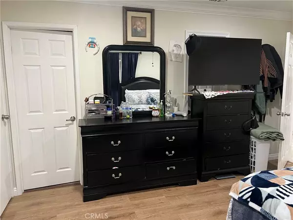 Santa Ana, CA 92704,2500 S Salta ST #26