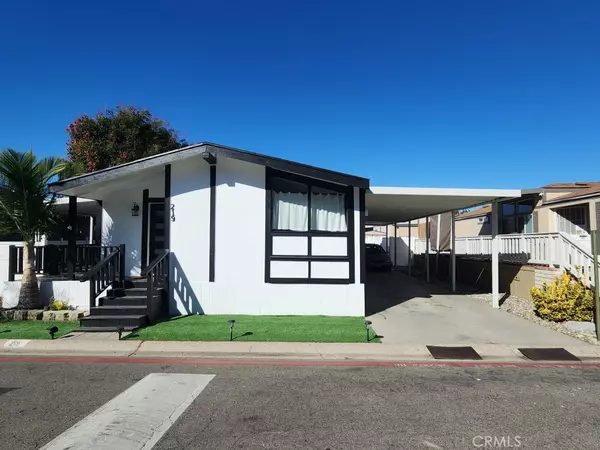 Corona, CA 92878,4901 Green River RD #219