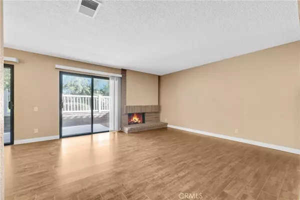 Diamond Bar, CA 91765,23040 Paseo De Terrado #5