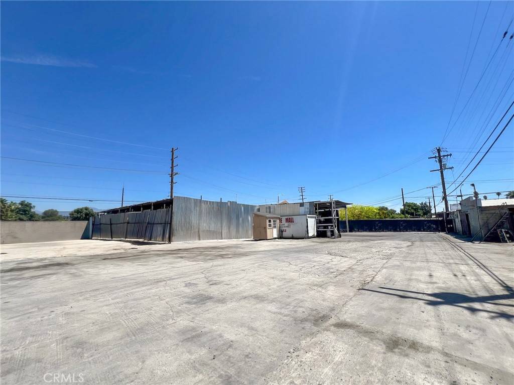 1132 W 1st ST, Pomona, CA 91766