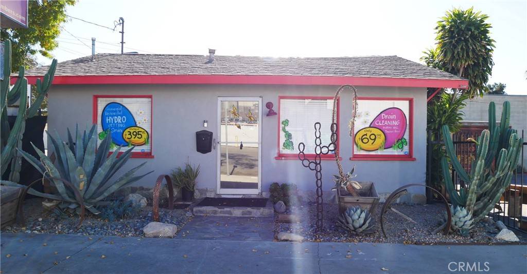 Covina, CA 91723,256 E Front ST