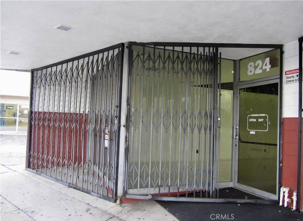 Pomona, CA 91767,824 N Garey AVE