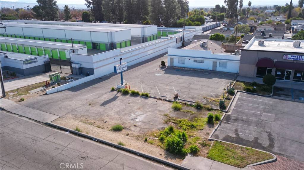 San Bernardino, CA 92404,1731 E Highland AVE