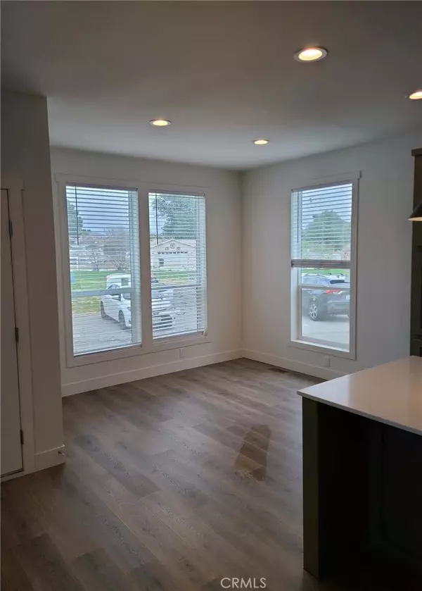 Jurupa Valley, CA 92509,8086 Mission BLVD #32