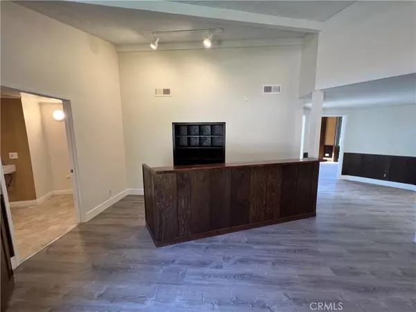 Brea, CA 92823,100 Olinda PL
