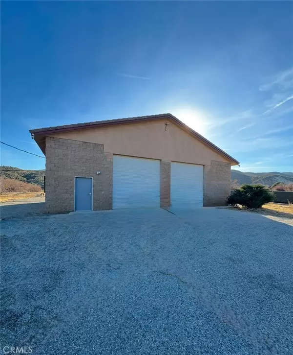 15051 State Highway 173, Hesperia, CA 92345