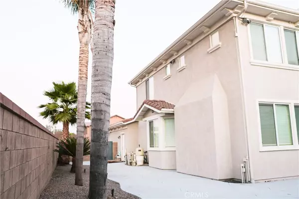 Riverside, CA 92505,4338 Bayhill LN