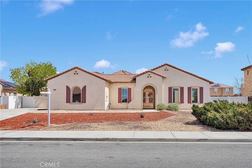 12573 Cabazon CT, Apple Valley, CA 92308