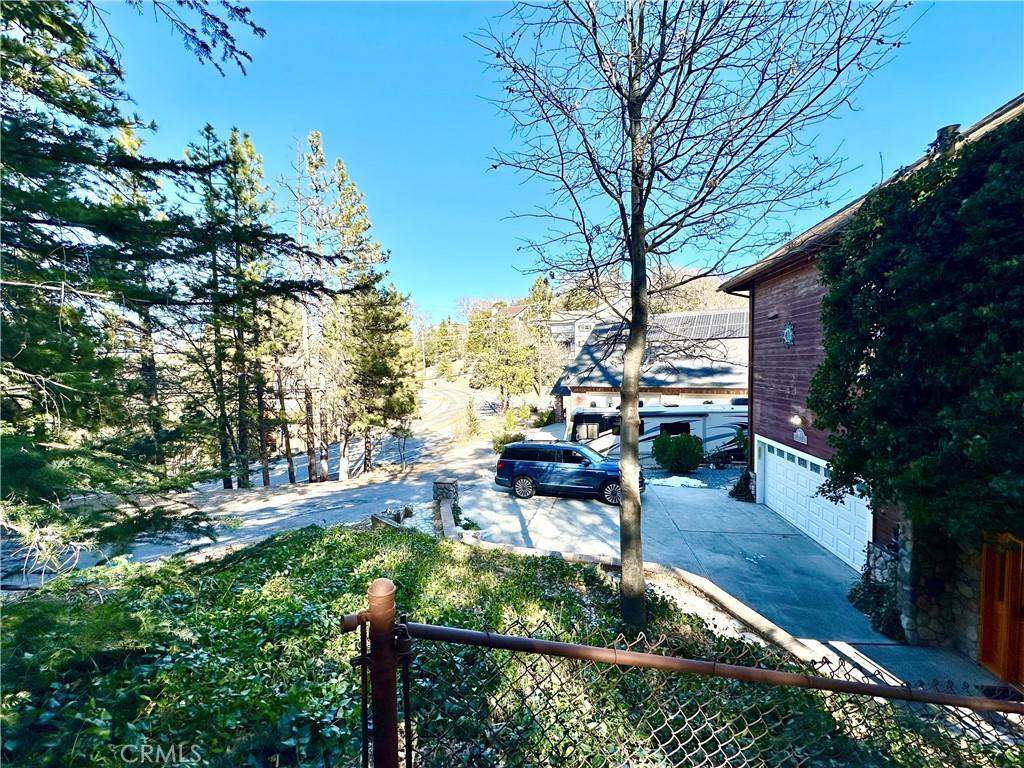 Lake Arrowhead, CA 92352,971 Grass Valley RD