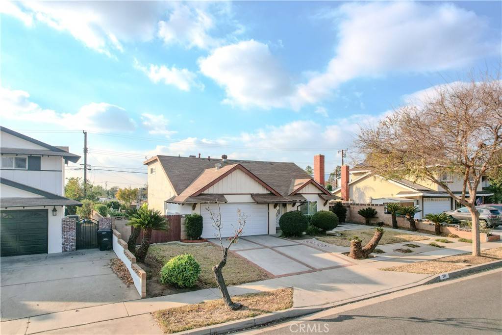 239 N Basilio AVE, San Dimas, CA 91773