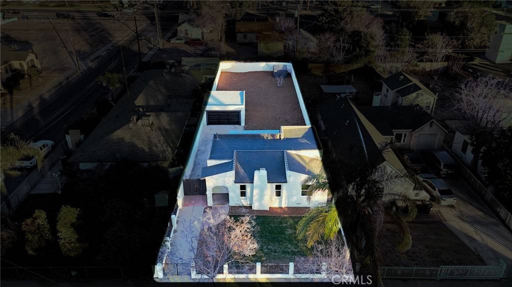 San Bernardino, CA 92404,2077 Belle ST