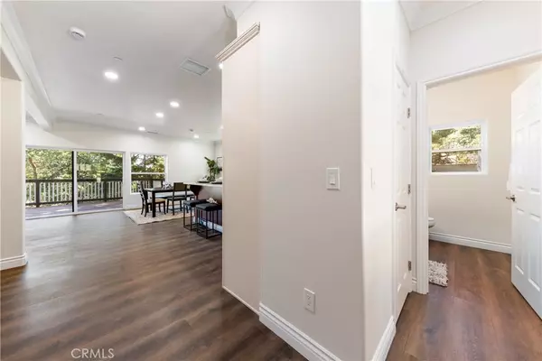 Lake Arrowhead, CA 92352,370 Auburn DR