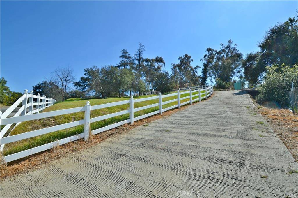 San Dimas, CA 91773,402 DE ANZA HEIGHTS  DR