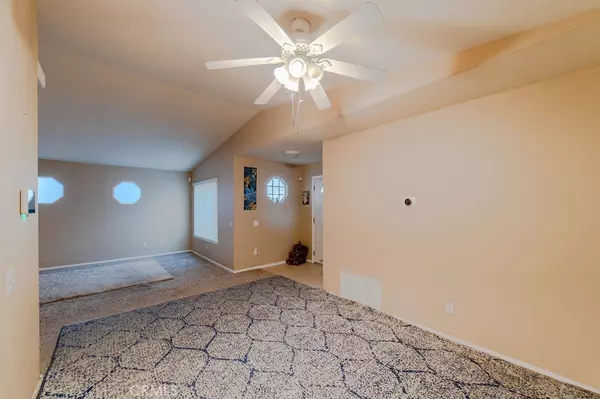 Helendale, CA 92342,26506 Mainsail LN