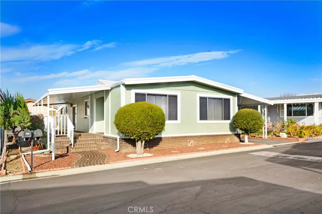 La Verne, CA 91750,4095 Fruit ST #411