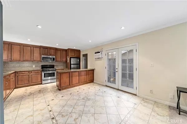 West Covina, CA 91792,3524 S Whitingham DR