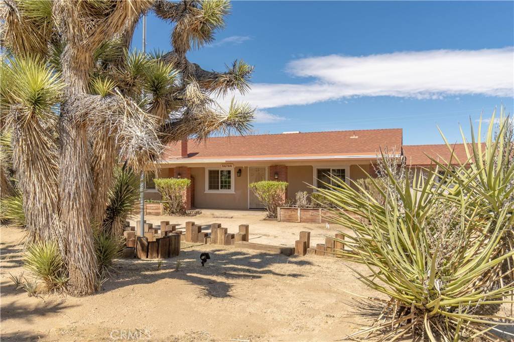 Yucca Valley, CA 92284,56766 Golden Bee DR