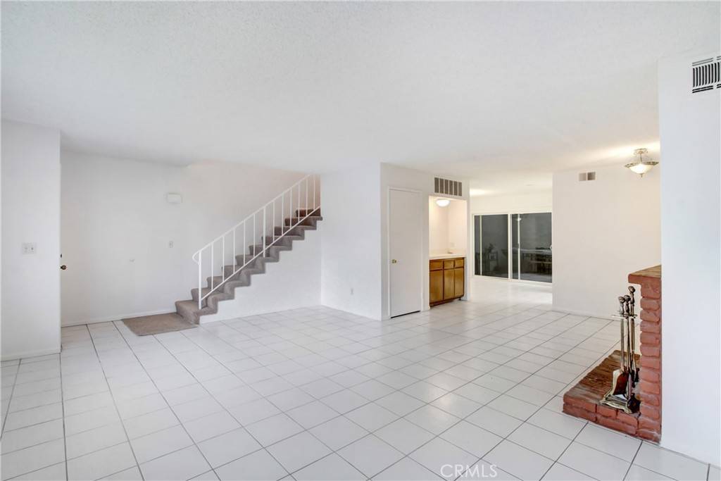Redlands, CA 92373,2061 W Redlands BLVD #8C