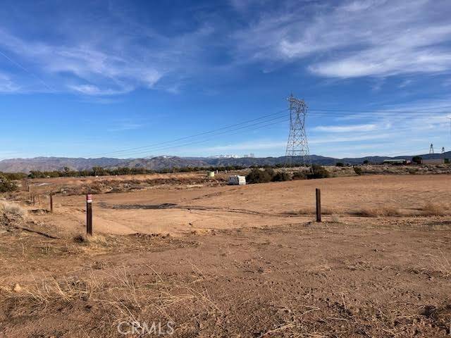 Hesperia, CA 92344,6075 Mesa Linda ST