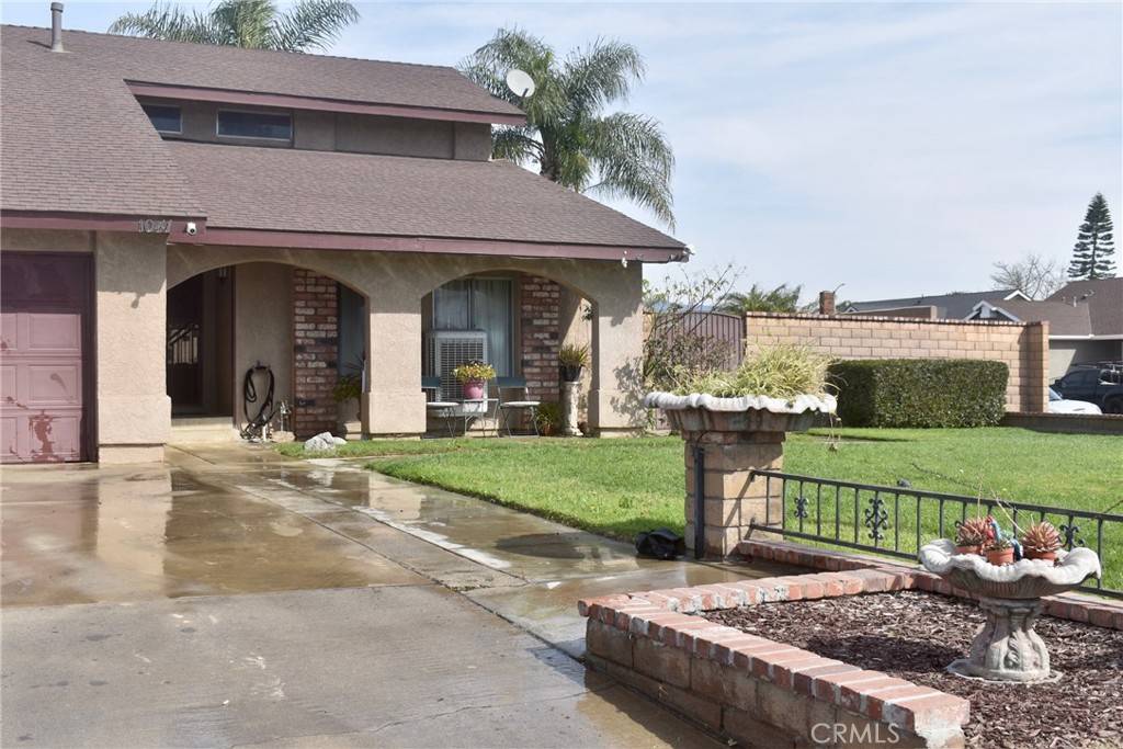 Ontario, CA 91761,1041 E Riverside DR