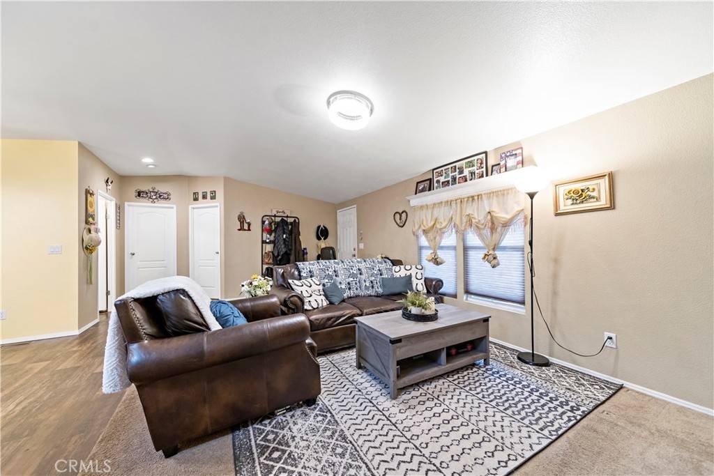 La Verne, CA 91750,2755 Arrow HWY #106