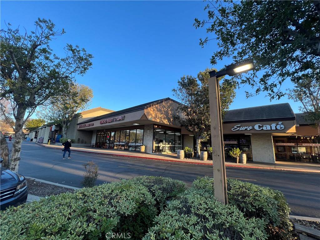 548 E Baseline,  Claremont,  CA 91711
