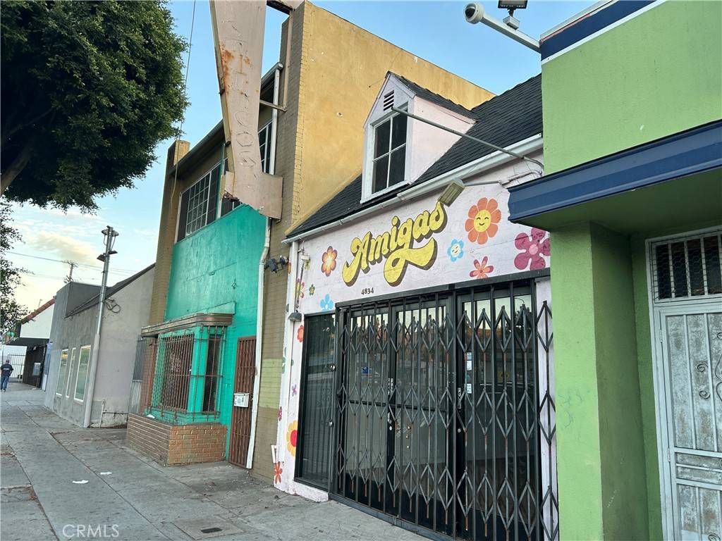 Los Angeles, CA 90032,4834 Huntington DR S