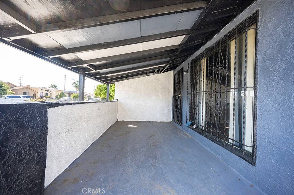 Los Angeles, CA 90002,727 E 94th ST