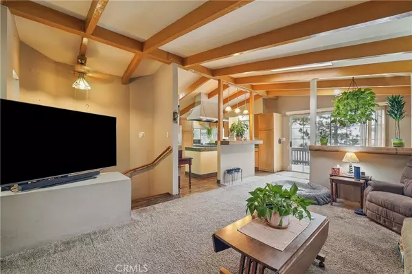 30919 Valley Oak DR, Running Springs, CA 92382