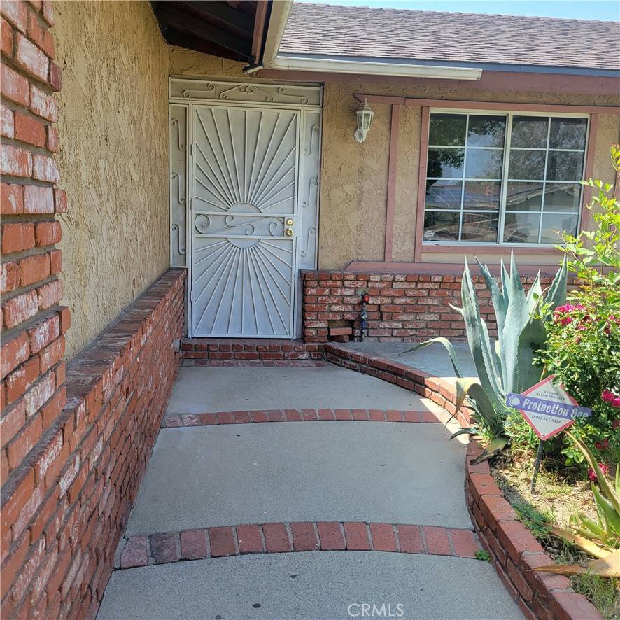Fontana, CA 92336,17435 Ramona AVE