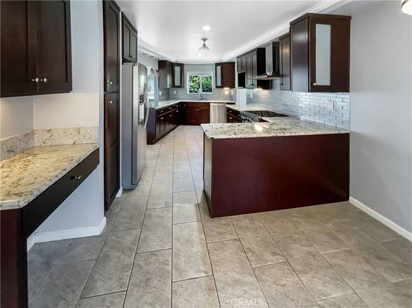 Los Angeles, CA 90008,4523 Don Diego DR