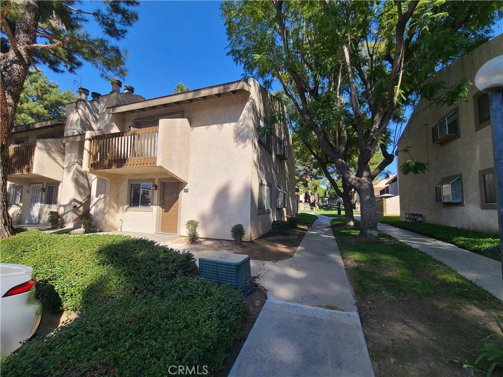 Colton, CA 92324,1251 S Meadow LN #133