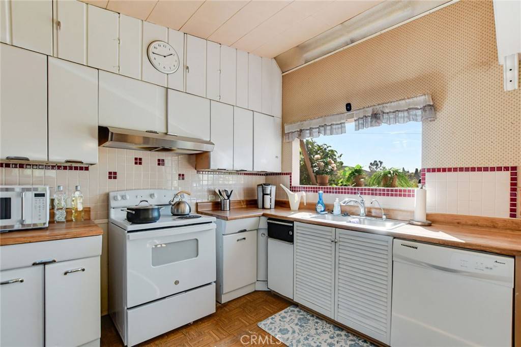 Sunland, CA 91040,8939 Oswego ST