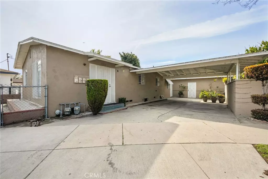 Bell Gardens, CA 90201,5536 Gage AVE