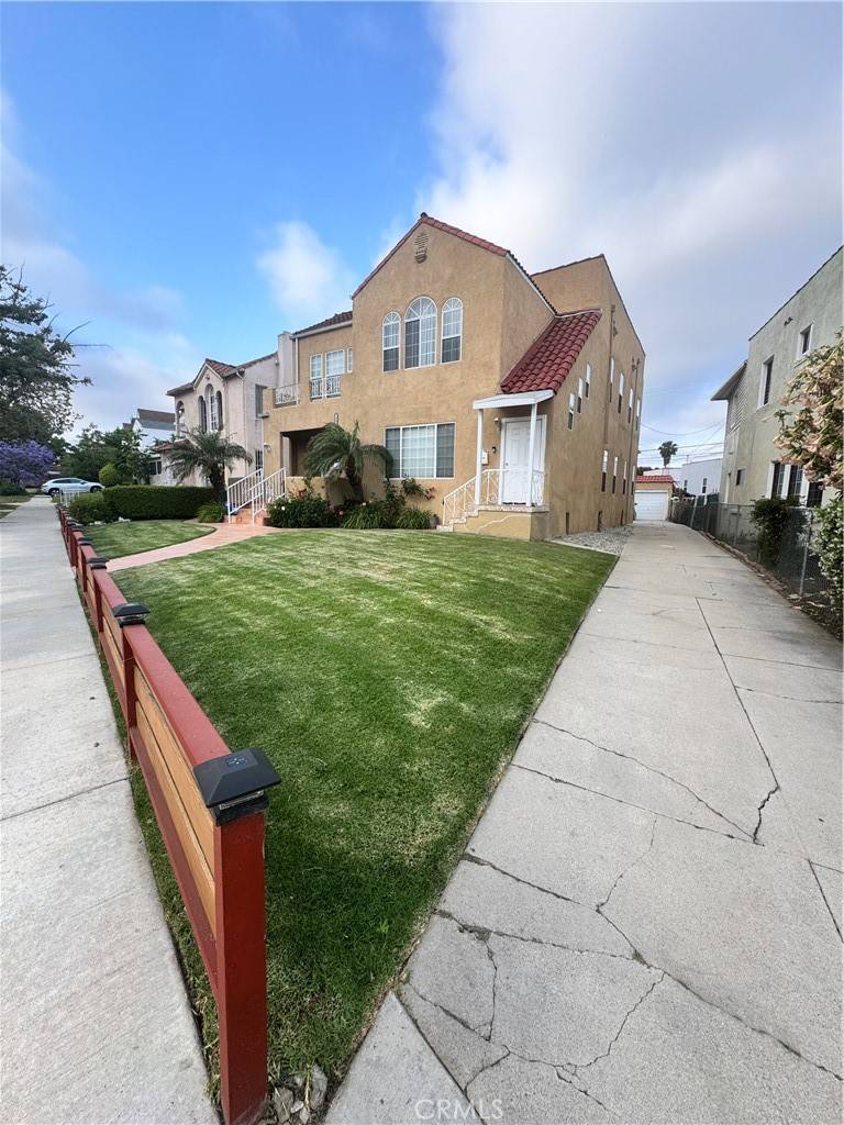 Los Angeles, CA 90019,1046 S Citrus AVE