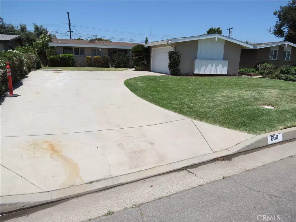 Covina, CA 91723,669 S Armel DR S