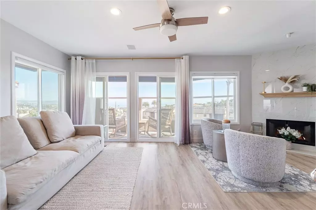 Dana Point, CA 92629,24372 Vista Point LN